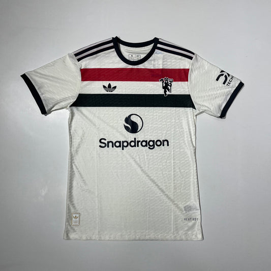 Tenue Manchester United 2024/2025